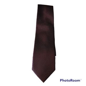 Perry Ellis Portfolio 100% silk tie